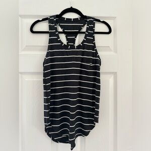 Lululemon tank top, size 6